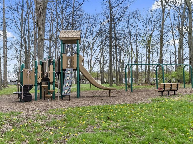 995 E Lincoln Avenue, Columbus, OH 43229 Photo 40