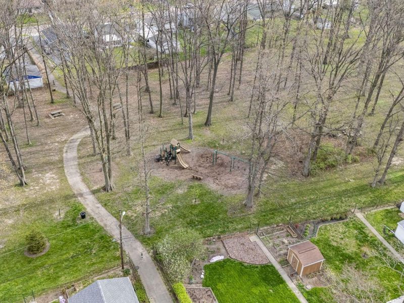 995 E Lincoln Avenue, Columbus, OH 43229 Photo 43