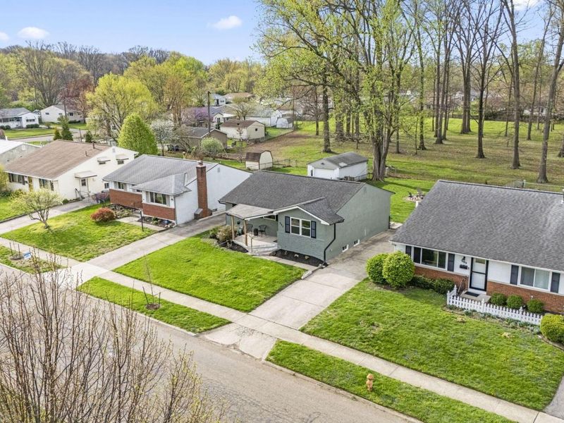 995 E Lincoln Avenue, Columbus, OH 43229 Photo 6