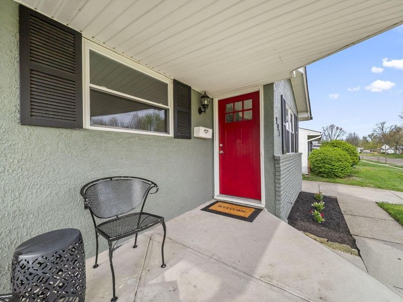 995 E Lincoln Avenue, Columbus, OH 43229 Photo 8