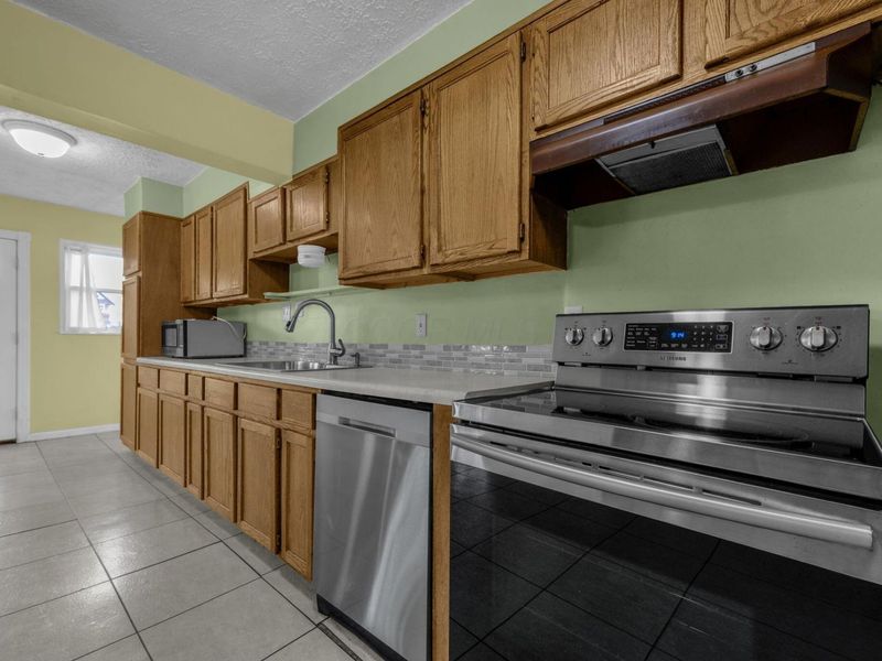 3257 Castleton Street, Grove City, OH 43123 Photo 14
