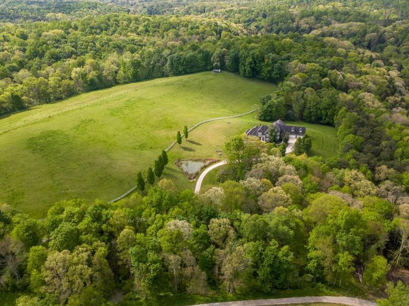 16187 Kreashbaum Road, Rockbridge, OH 43149 Photo 3