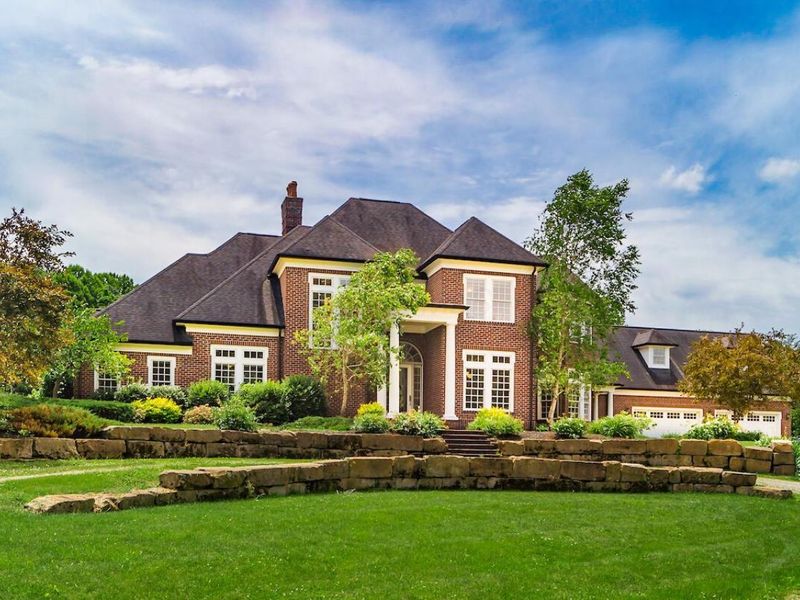 16187 Kreashbaum Road, Rockbridge, OH 43149 Photo 3