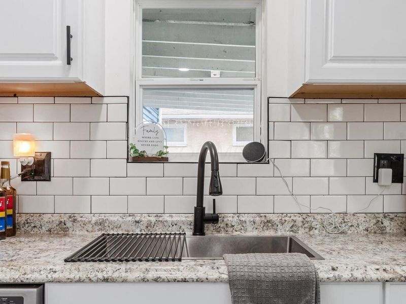 2876 Medina Avenue, Columbus, OH 43224 Photo 16