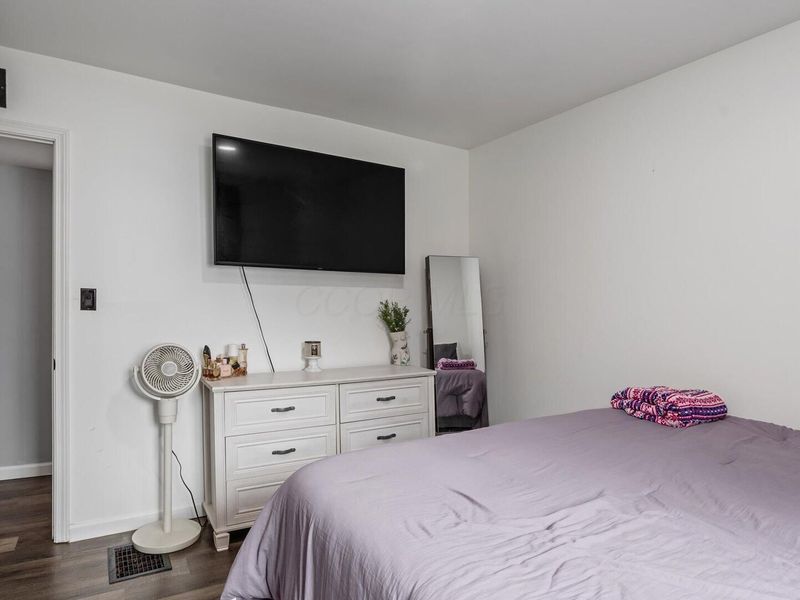 2876 Medina Avenue, Columbus, OH 43224 Photo 23