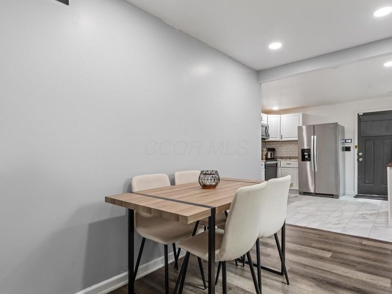 2876 Medina Avenue, Columbus, OH 43224 Photo 9