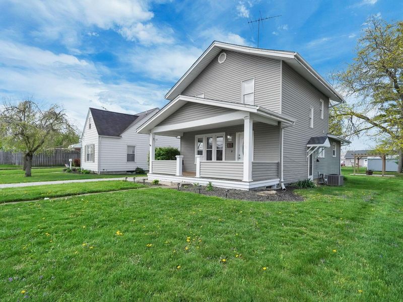 33 School Street, Ashville, OH 43103 Photo 3