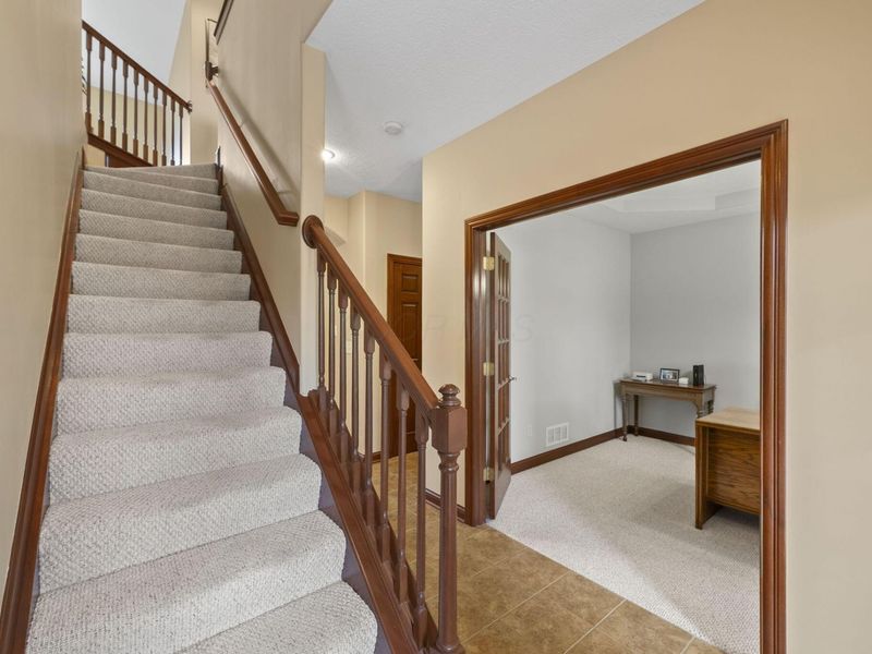 803 Covered Bridge Drive, Delaware, OH 43015 Photo 11