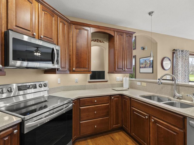 803 Covered Bridge Drive, Delaware, OH 43015 Photo 23