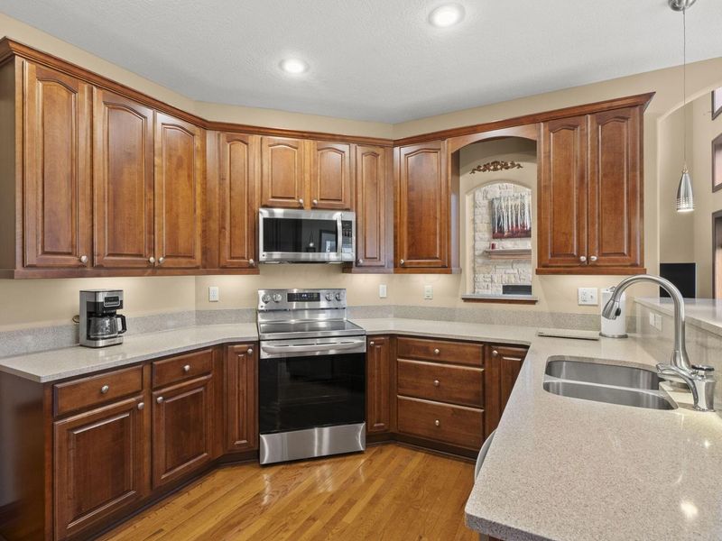 803 Covered Bridge Drive, Delaware, OH 43015 Photo 24