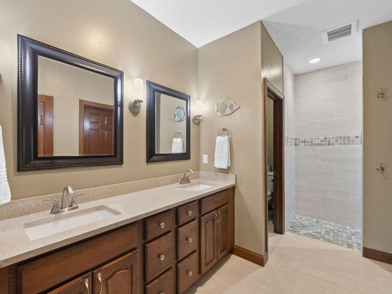 803 Covered Bridge Drive, Delaware, OH 43015 Photo 38