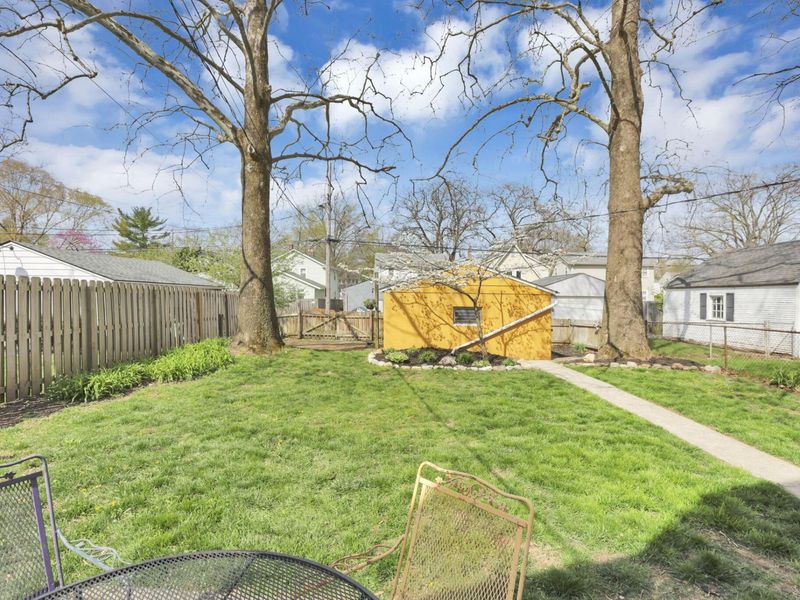 845 S Cassingham Road, Columbus, OH 43209 Photo 24