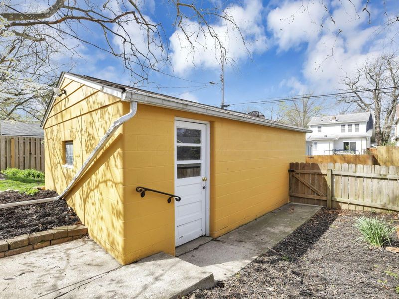 845 S Cassingham Road, Columbus, OH 43209 Photo 25