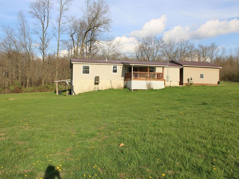 8563 Hazel Dell Road, Howard, OH 43028 Photo 10