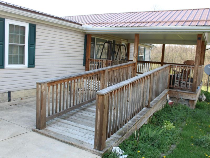 8563 Hazel Dell Road, Howard, OH 43028 Photo 11