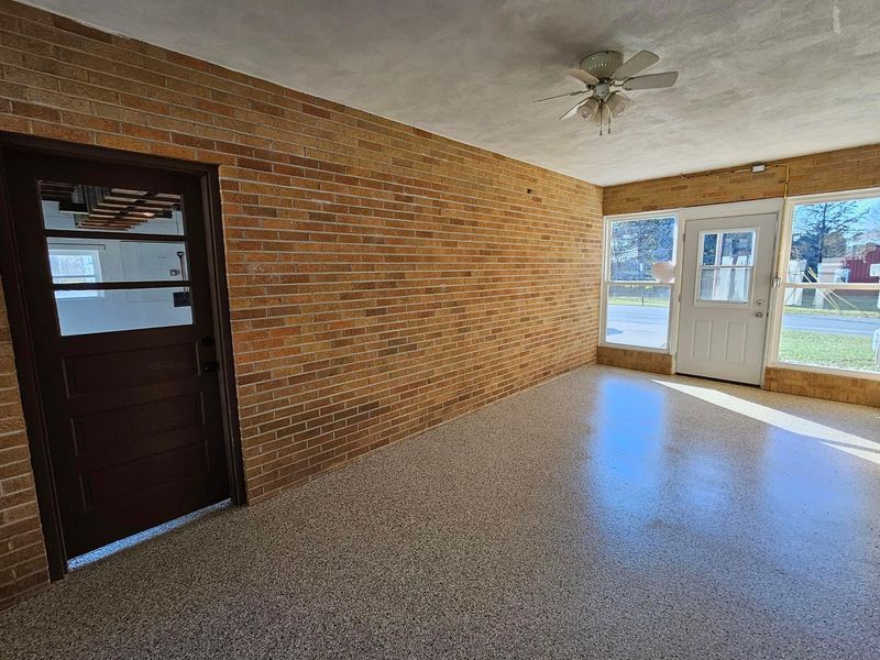 885 W Perry Street, Bucyrus, OH 44820 Photo 33