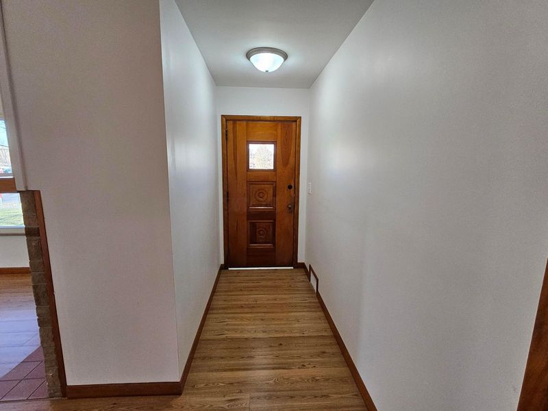 885 W Perry Street, Bucyrus, OH 44820 Photo 5