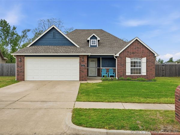 218 W 52nd Street, Sand Springs, OK 74063
