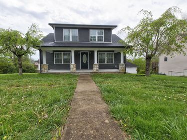 426 E Broadway Street, Winchester, KY 40391