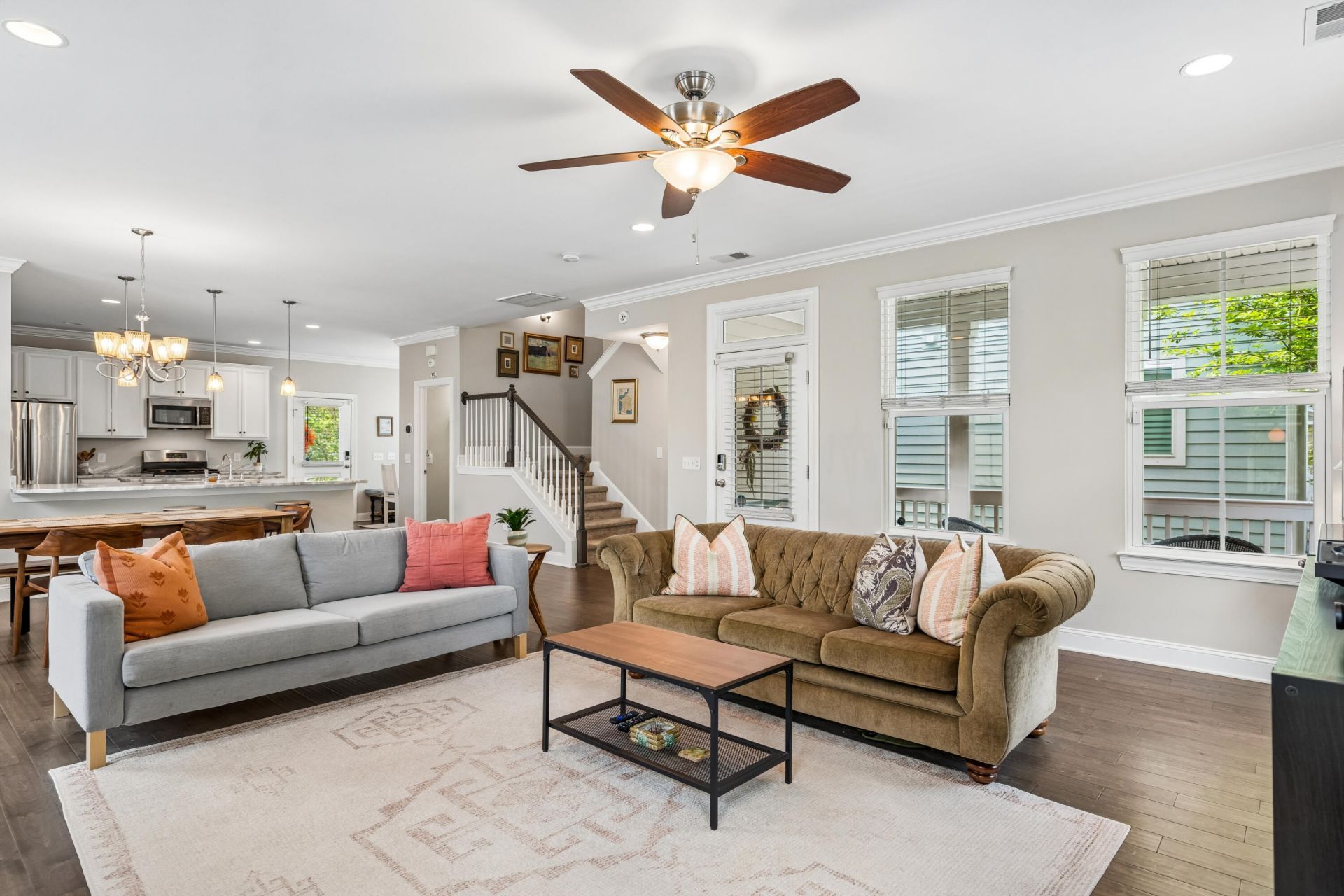 5222 E Dolphin Street Photo 7