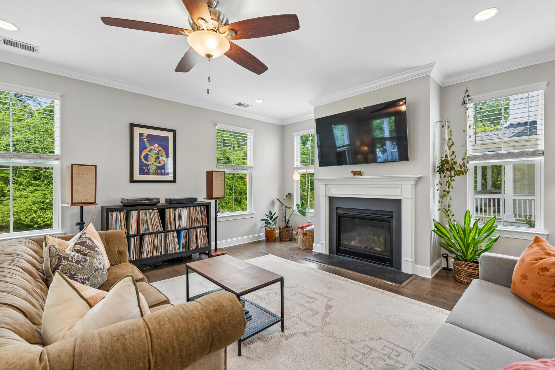 5222 E Dolphin Street Photo 8