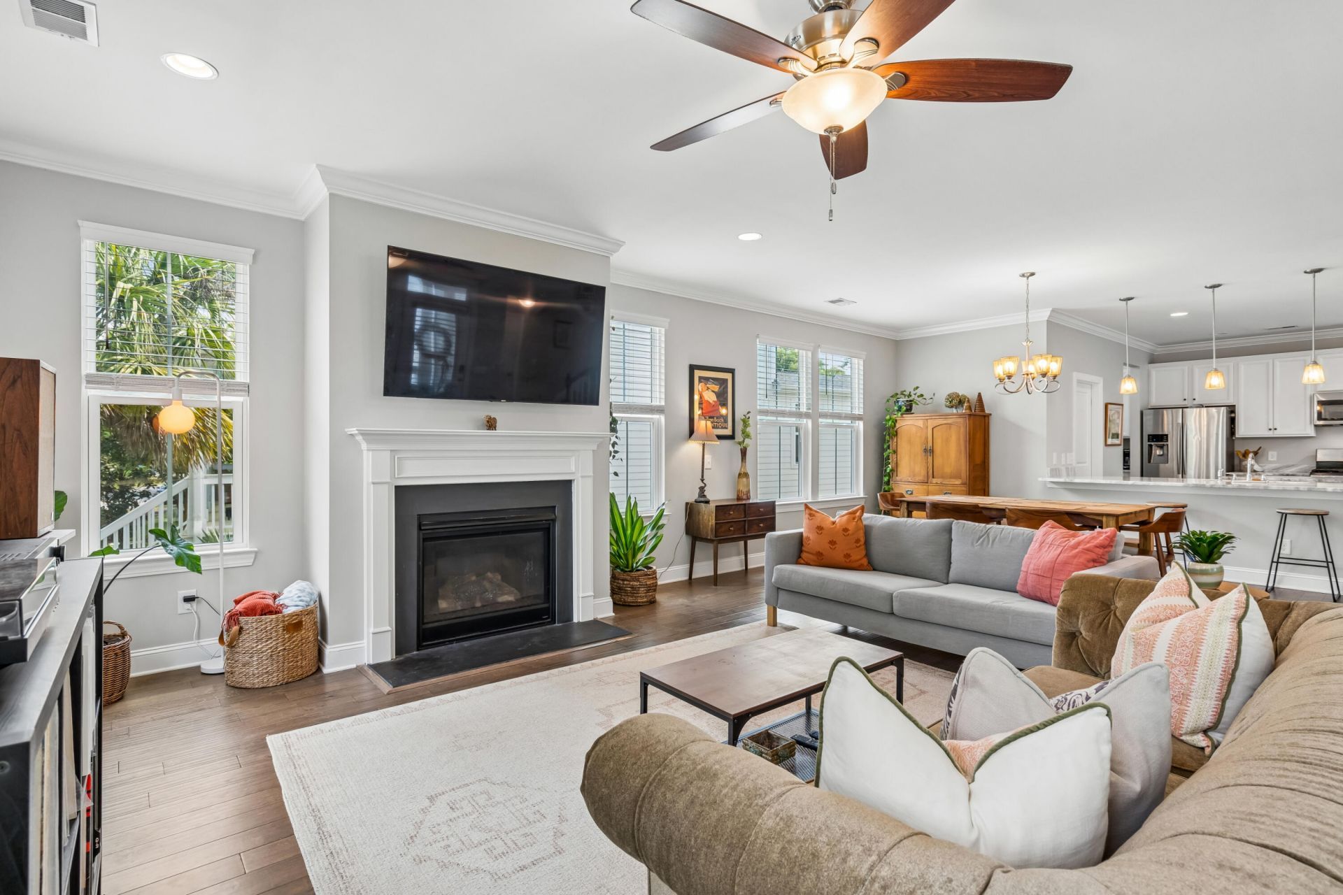 5222 E Dolphin Street Photo 9