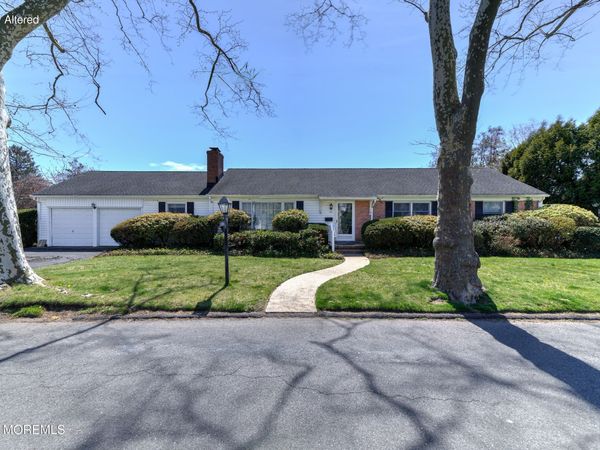 25 Buttonwood Drive, Fair Haven, NJ 07704