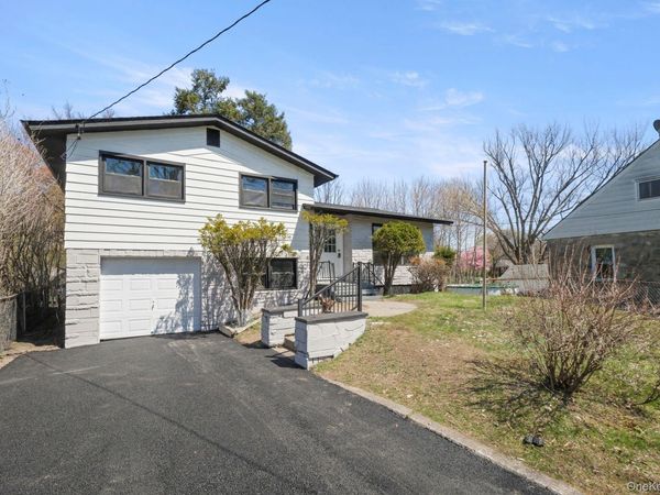 62 Union Avenue , New Windsor, NY 12553