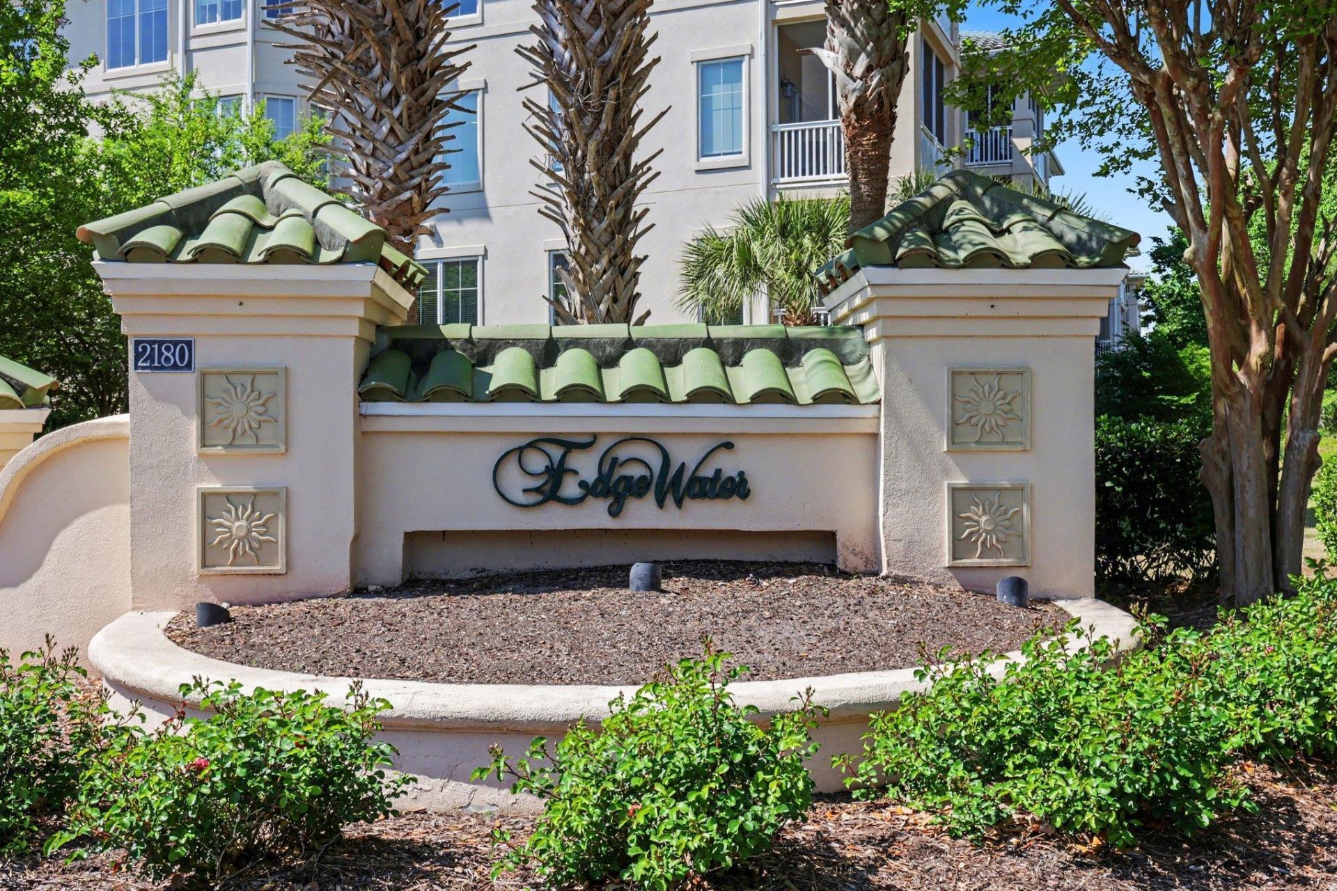 2180 Waterview Dr. Photo 4