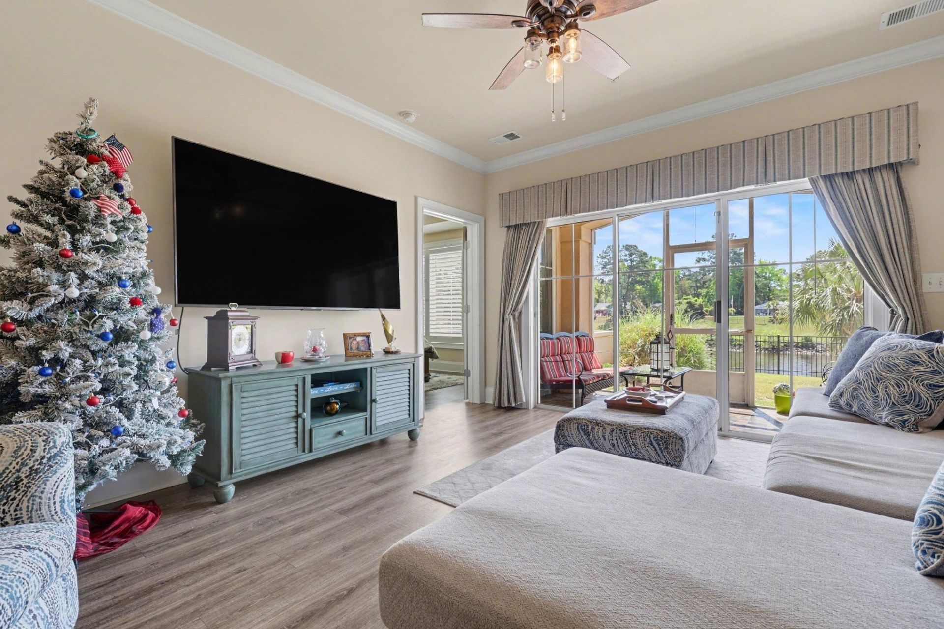 2180 Waterview Dr. Photo 6