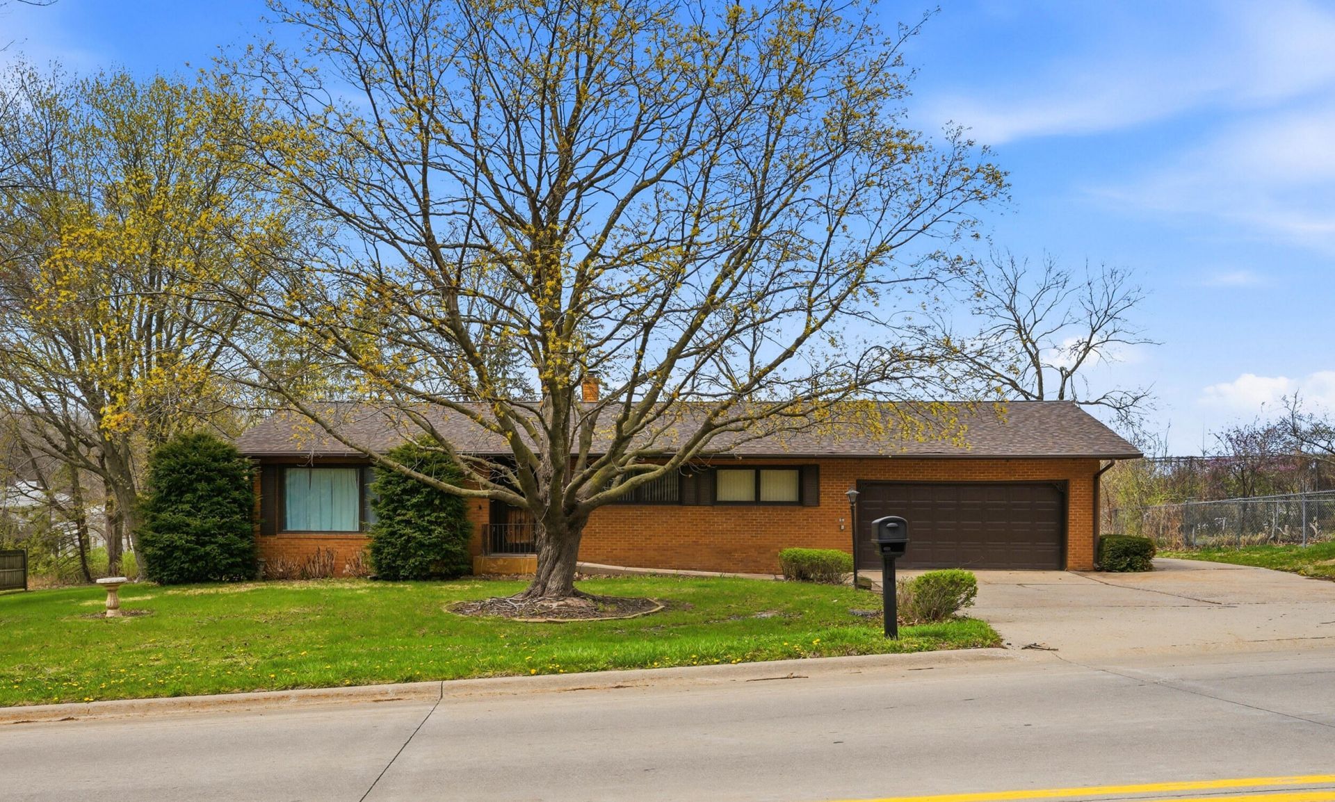 512 Colorado, Muscatine, IA 52761 Main Photo