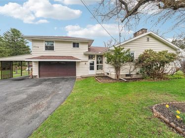 12339 West Avenue , Chaffee, NY 14030