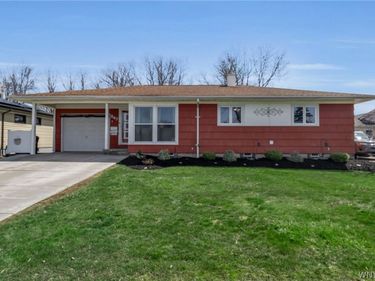 347 Evergreen Drive , Tonawanda, NY 14150