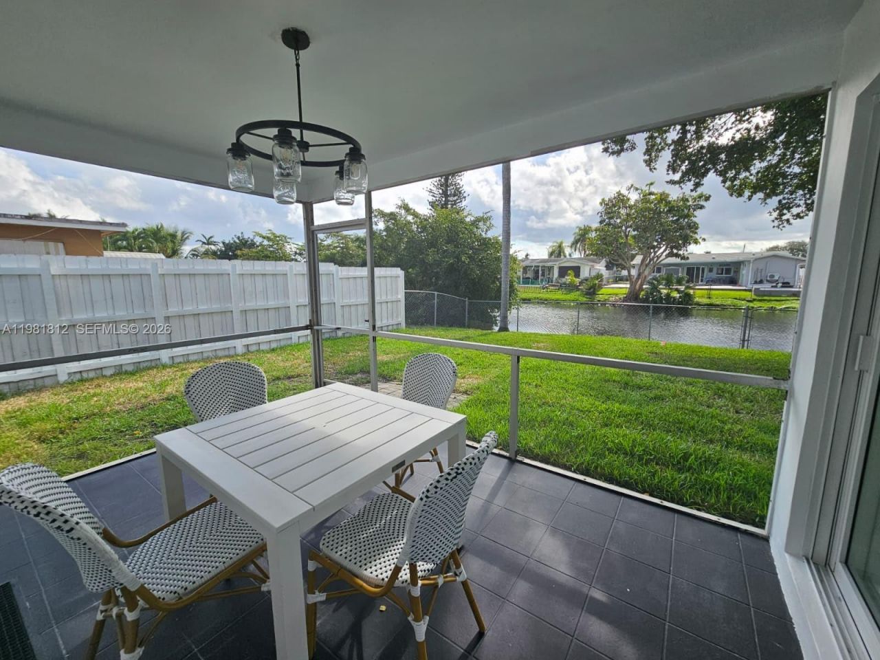 11450 NW 32nd Pl, Sunrise, FL 33323 Photo