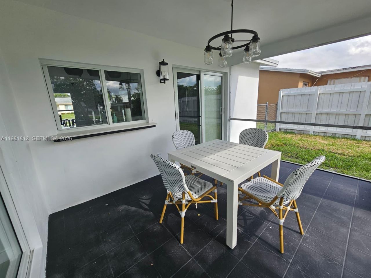 11450 NW 32nd Pl, Sunrise, FL 33323 Photo