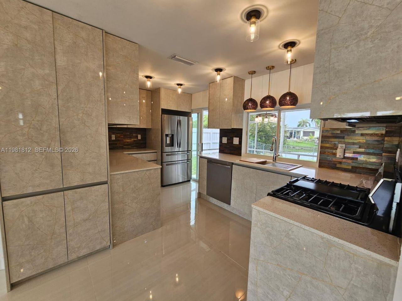 11450 NW 32nd Pl, Sunrise, FL 33323 Photo