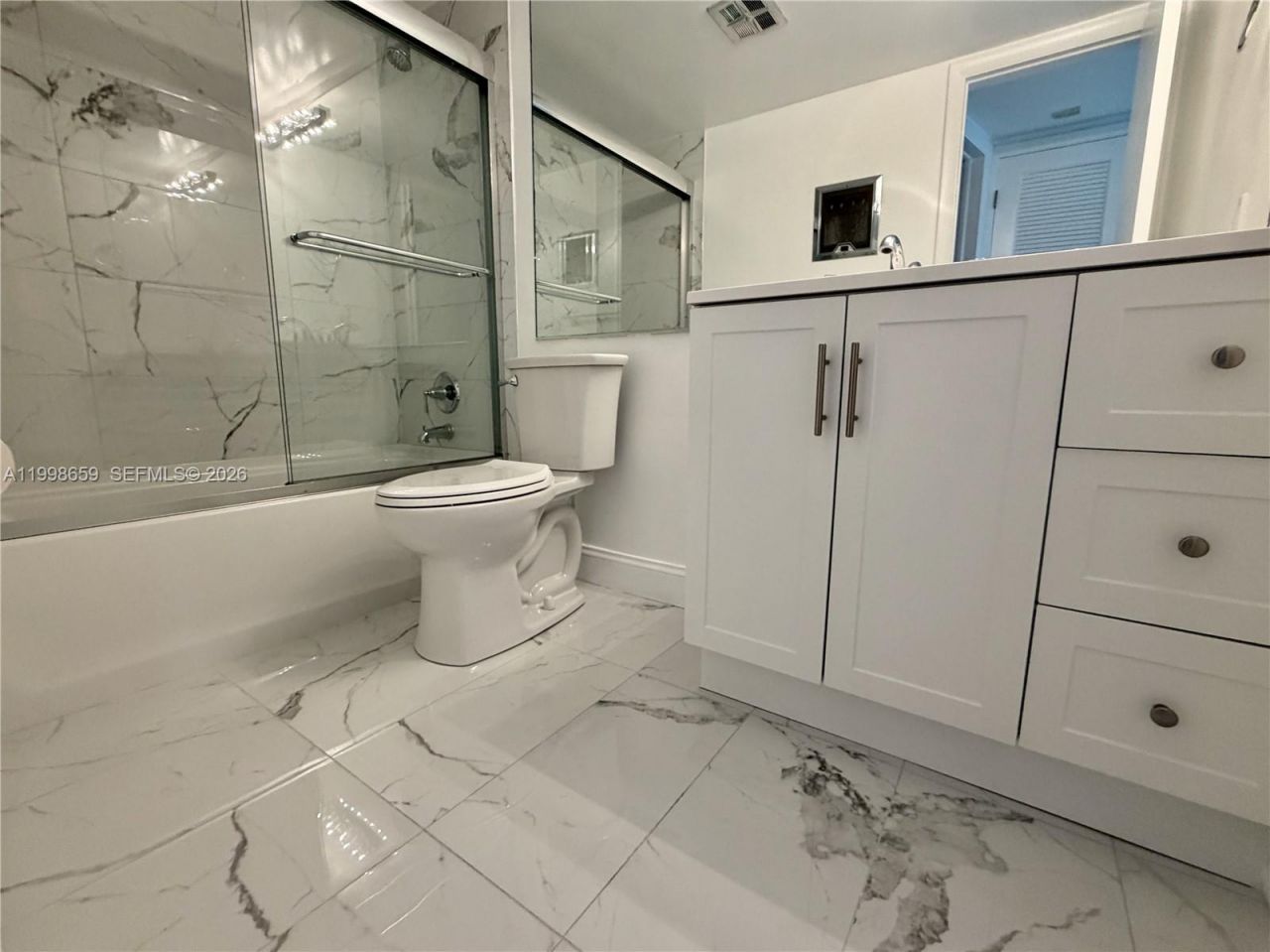 580 Egret Dr, Unit 212, Hallandale Beach, FL 33009 Photo