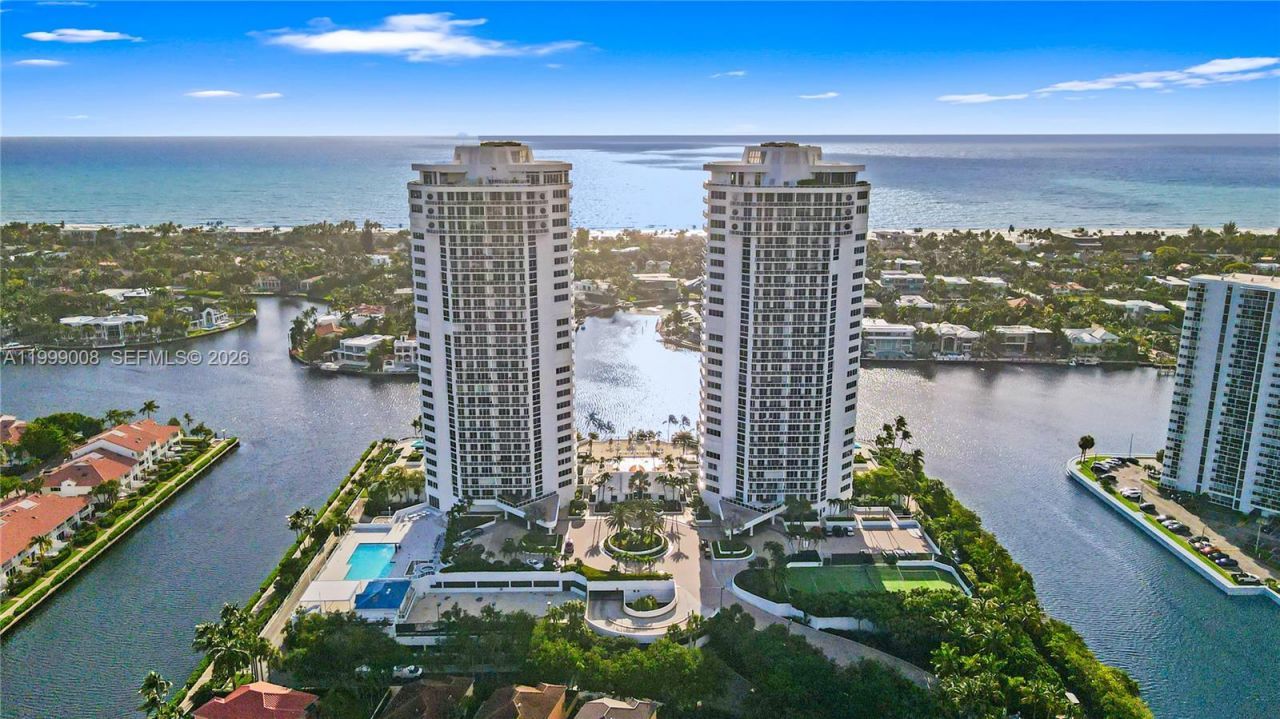 3802 NE 207th St, Unit 2704, Aventura, FL 33180 Photo