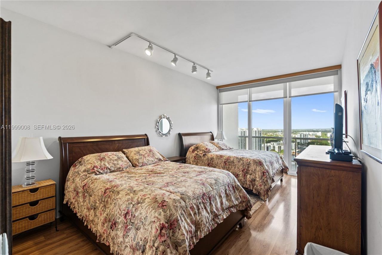 3802 NE 207th St, Unit 2704, Aventura, FL 33180 Photo