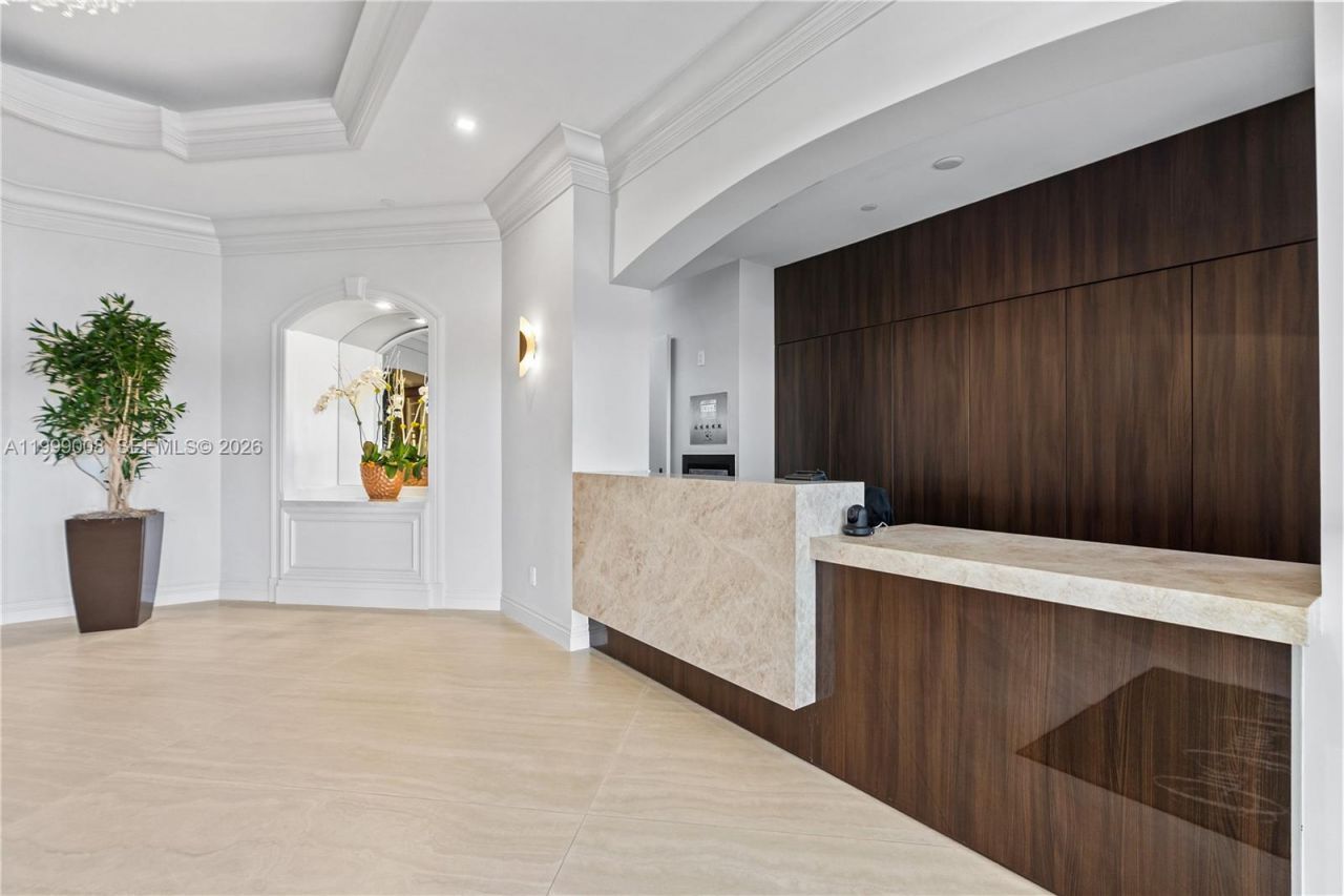 3802 NE 207th St, Unit 2704, Aventura, FL 33180 Photo