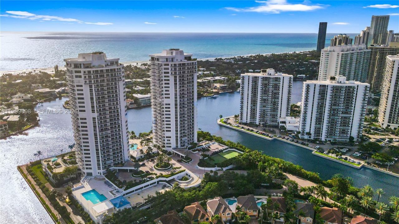 3802 NE 207th St, Unit 2704, Aventura, FL 33180 Photo