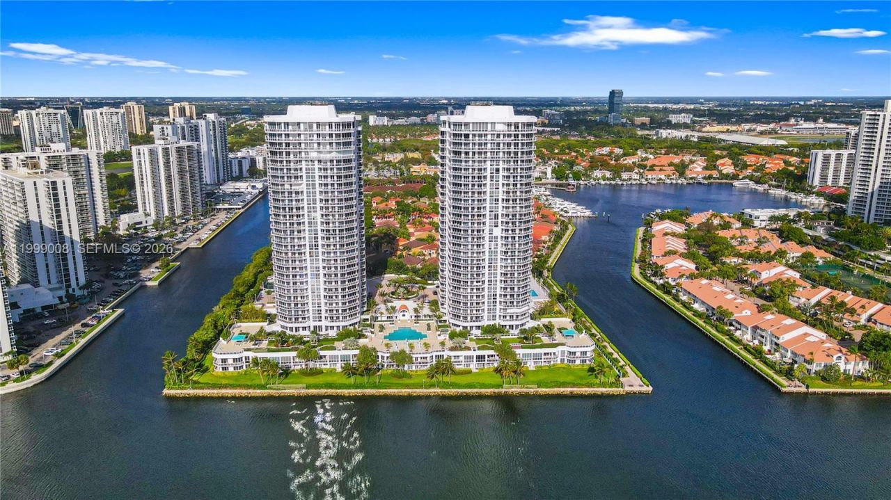 3802 NE 207th St, Unit 2704, Aventura, FL 33180 Photo