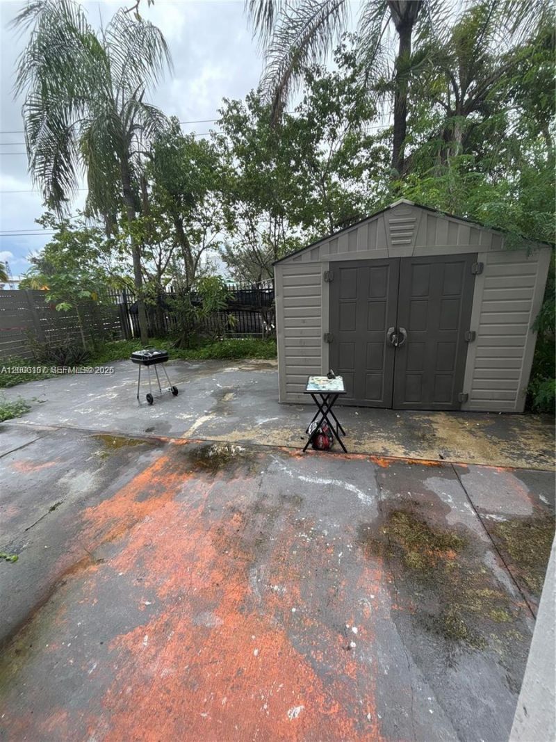 16450 NW 2nd Ave, Unit 109, Miami, FL 33169 Photo