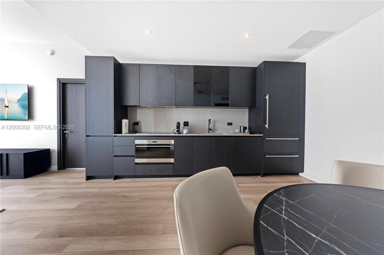 20 NE 11th St, Unit 4403, Miami, FL 33132 Photo