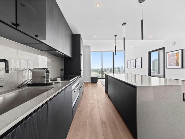 20 NE 11th St, Unit 4502, Miami, FL 33132
