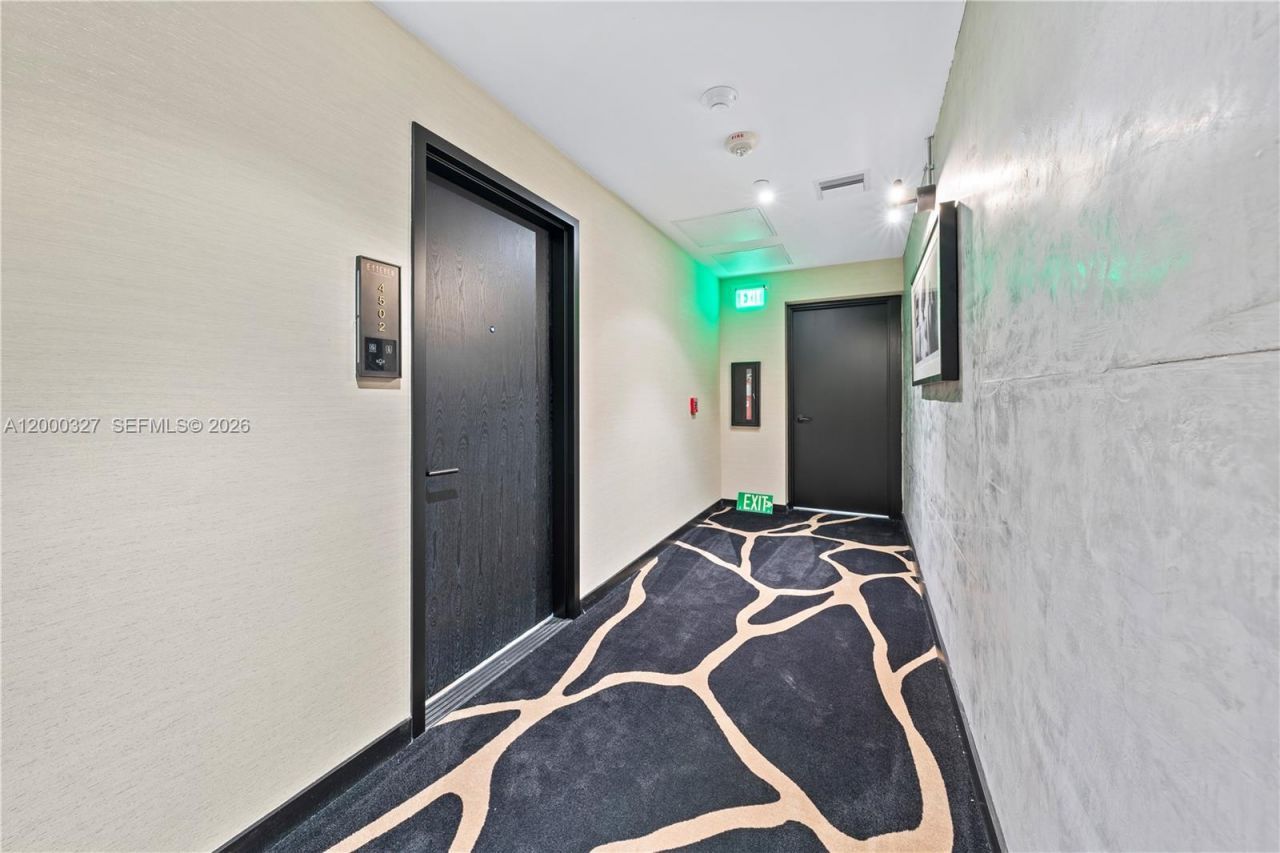 20 NE 11th St, Unit 4502, Miami, FL 33132 Photo
