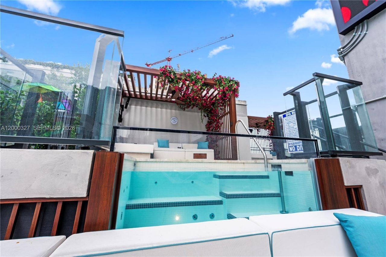 20 NE 11th St, Unit 4502, Miami, FL 33132 Photo