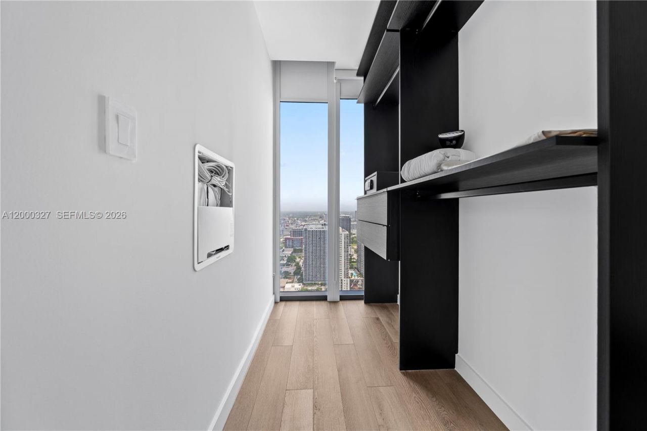 20 NE 11th St, Unit 4502, Miami, FL 33132 Photo