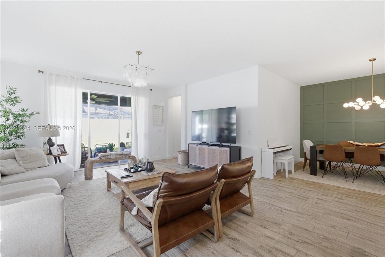 15033 Lake Bessie Loop, Winter Garden, FL 34787 Photo