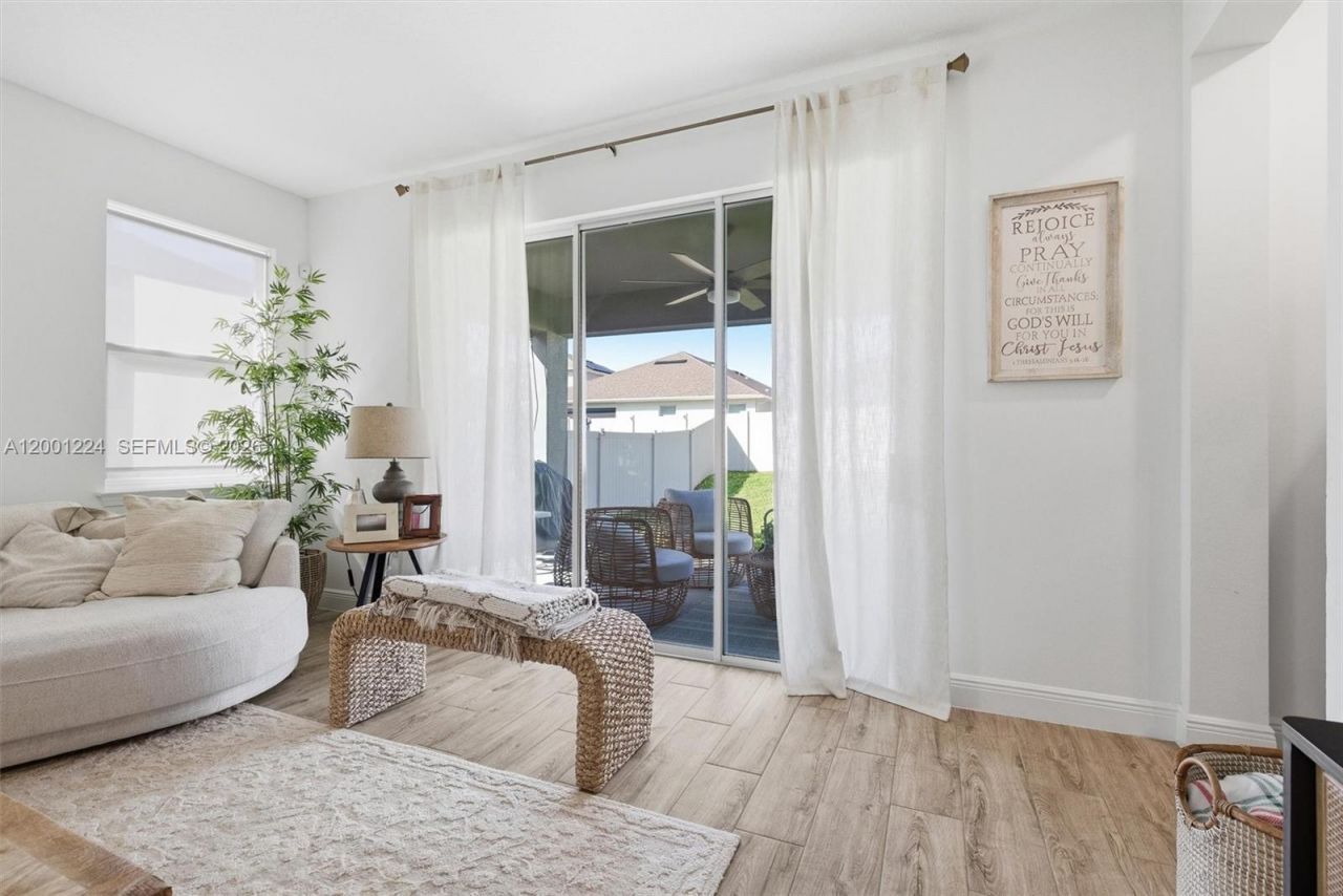 15033 Lake Bessie Loop, Winter Garden, FL 34787 Photo